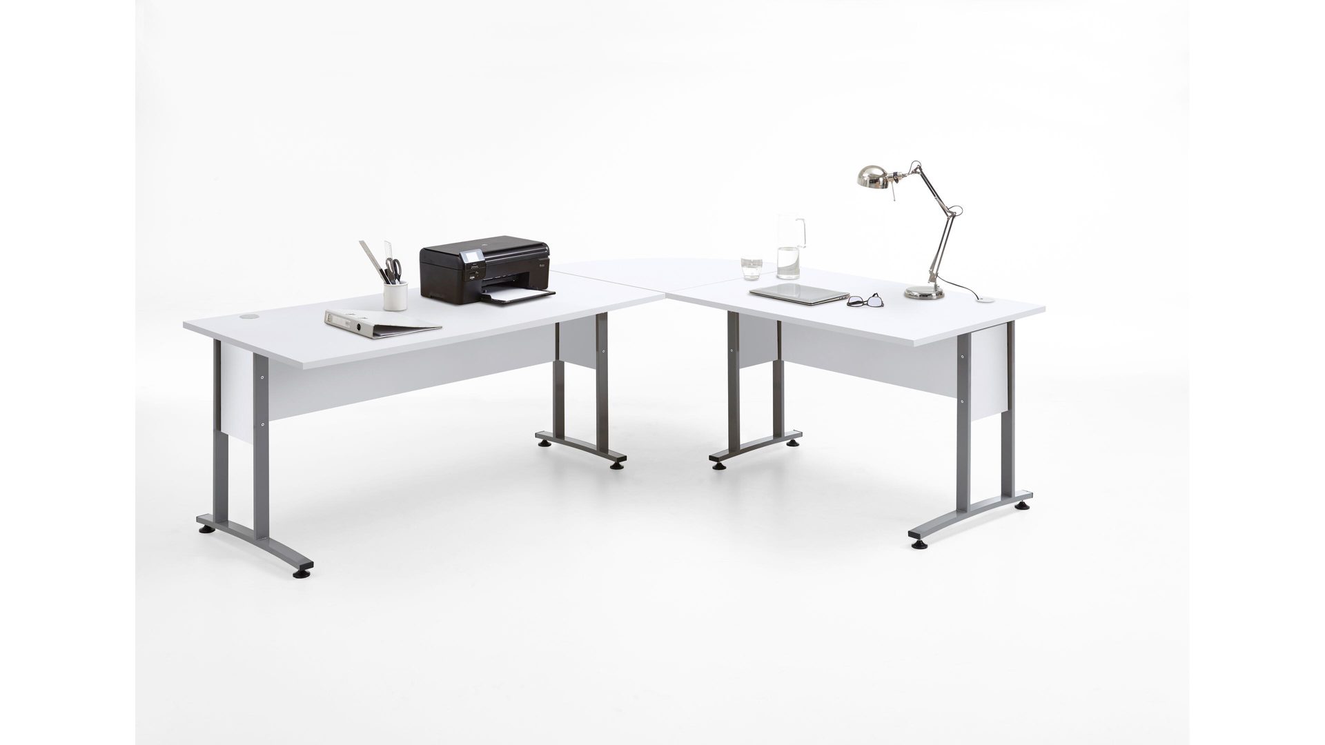Schreibtisch Fmd furniture aus Holz in Weiß Eckschreibtisch bzw. Büromöbel brilliantweiße Kunststoffoberflächen – Stellfläche ca. 240 x 200 cm