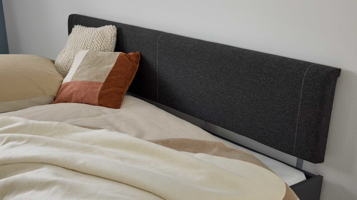 Zubehör Interliving aus Stoff in Anthrazit Interliving Jugendzimmer Serie 1701 - Bettseitenpolster anthrazitfarbener Bezug