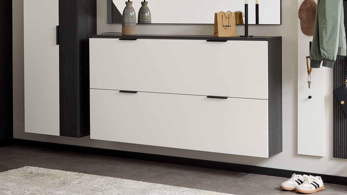 Schuhschrank Interliving aus Holz in Weiß Interliving Garderobe Serie 6015 - Schuhschrank Mattweiß & Mooreiche - zwei Klappen, Breite ca. 160 cm