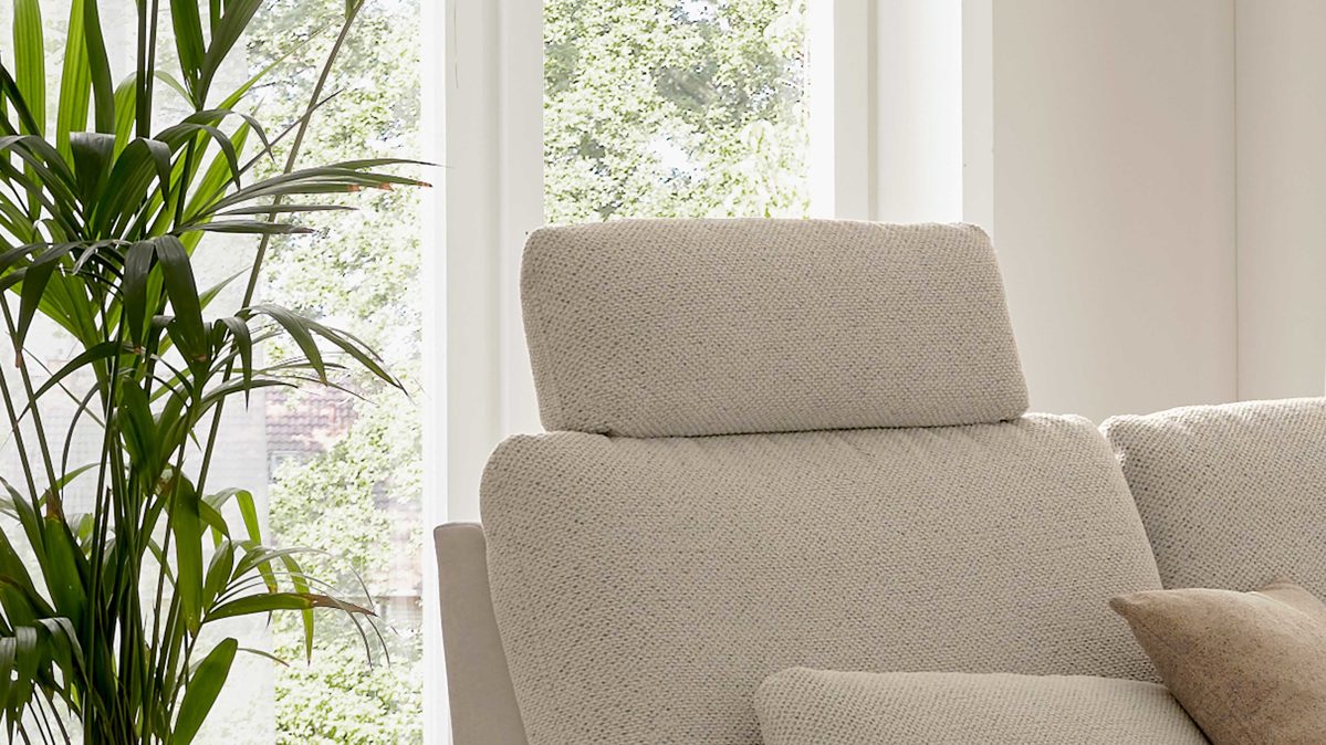 Kopfstütze Interliving aus Stoff in Creme Interliving Sofa Serie 4304 – Kopfstütze ecrufarbener Bezug Macan - ca. 72 x 22 cm