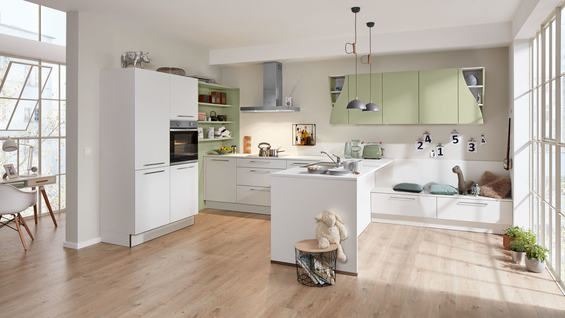 Einbauküche Nolte küchen (auch il) aus Holz in Weiß Interliving Küche Serie 3010 mit privileg Einbaugeräten weiße & avocadofarbene Lackoberflächen – vierteilig