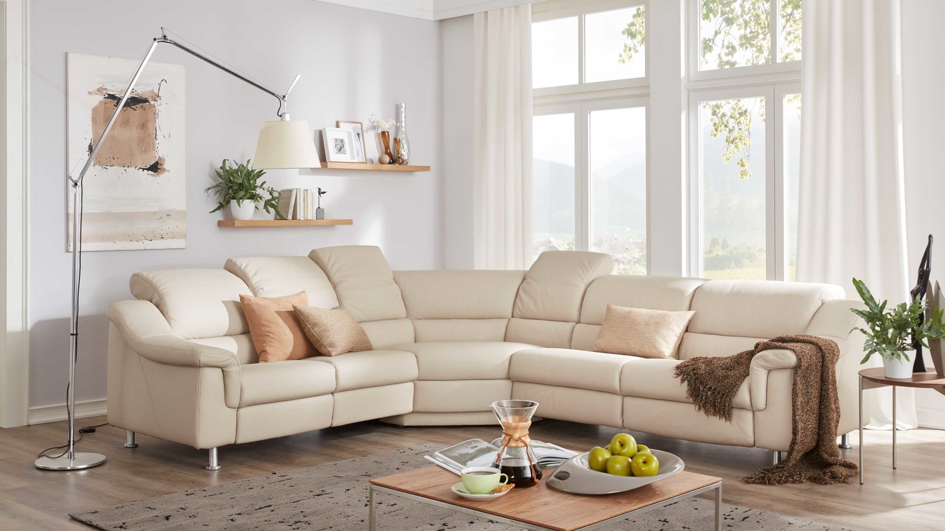 Ecksofa comfortmaster besser sitzen, liegen, leben aus Leder in Beige Comfortmaster 1320 - Ecksofa marmorfarbenes LongLife-Leder – Stellfläche ca. 288 x 318 cm