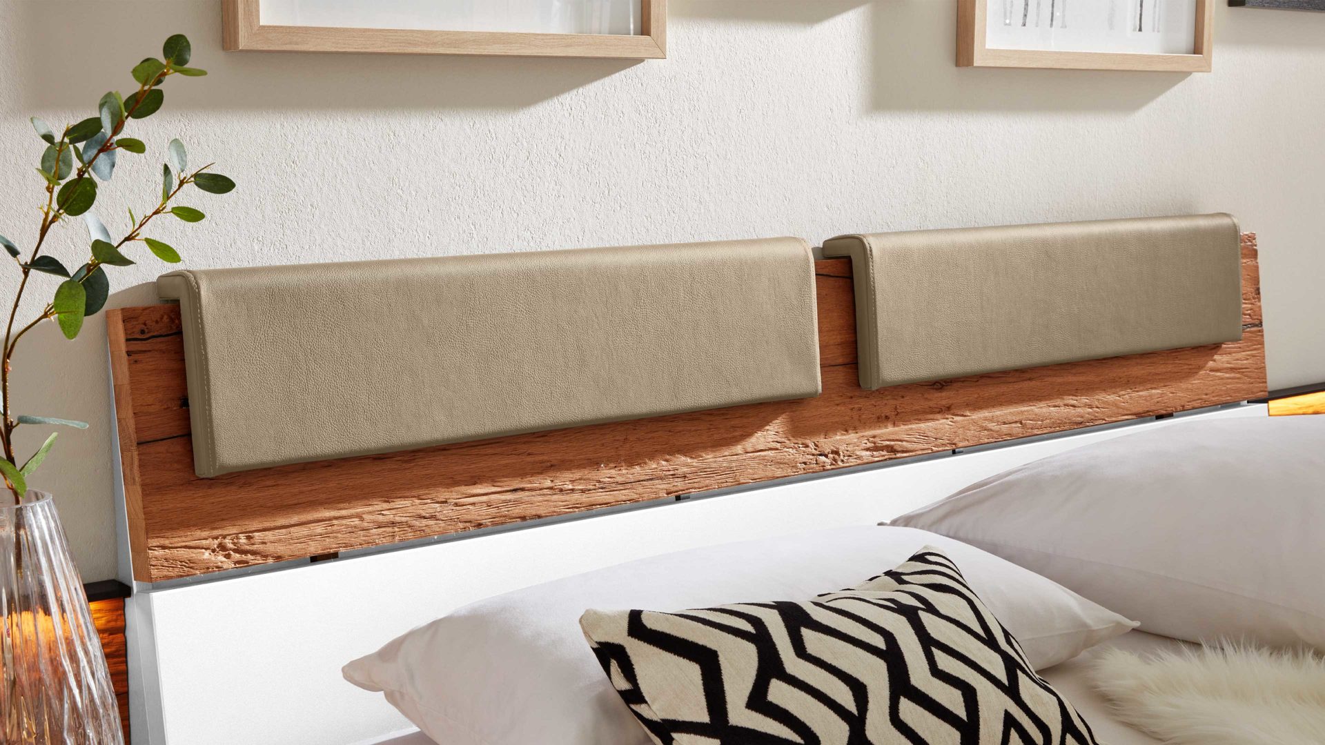 Kissen-Set Interliving aus Stoff in Beige Interliving Schlafzimmer Serie 1025 – Kopfteilpolster-Set Länge ca. 92 cm - taupefarbenes Kunstleder