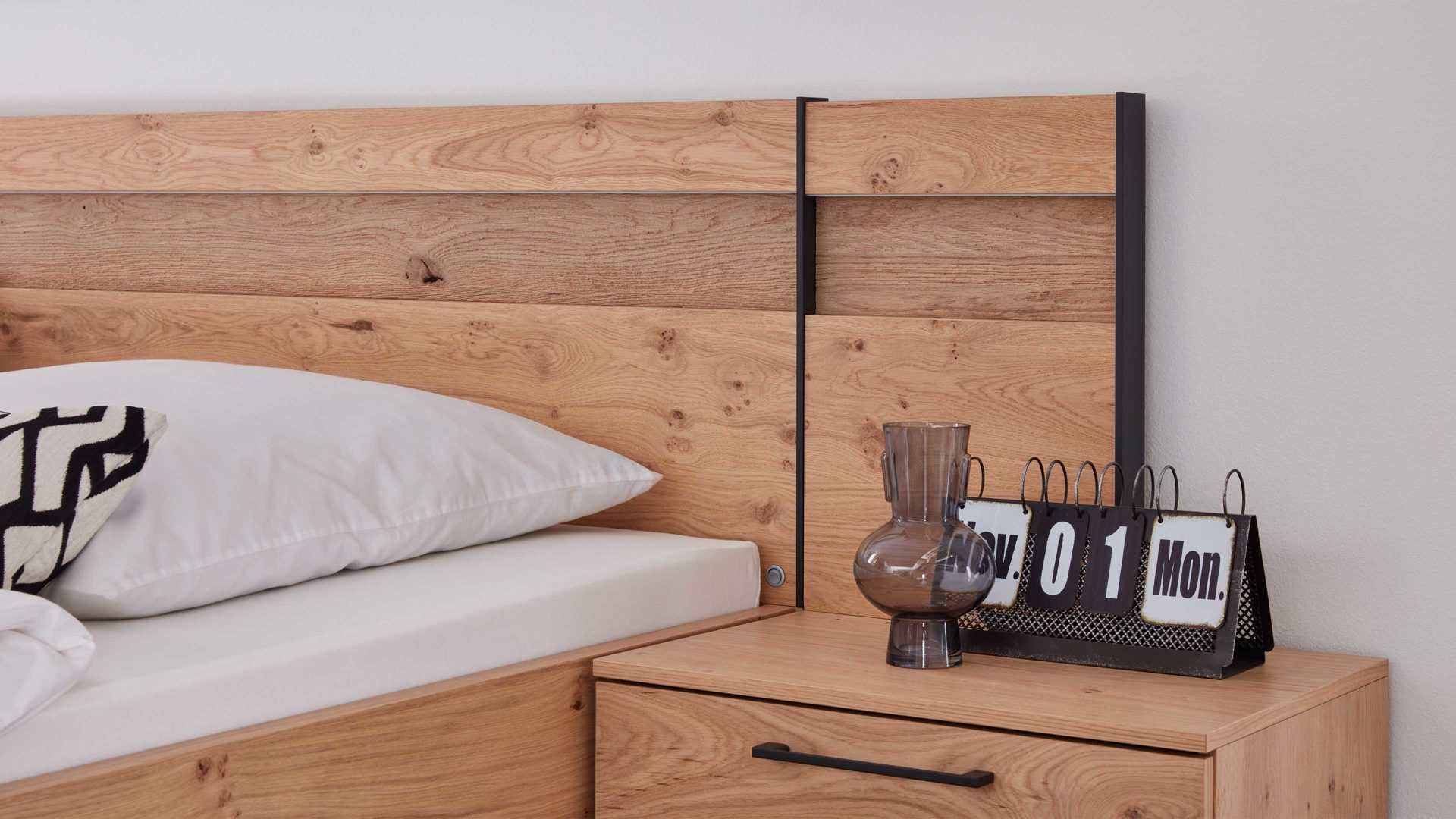 Paneel Interliving aus Holz in Holzfarben Interliving Schlafzimmer Serie 1024 – Paneelaufsatz rechts, Balkeneiche - Breite ca. 37 cm