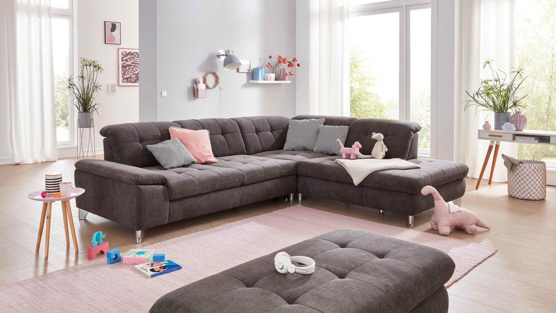 Ecksofa modulmaster aus Stoff in Dunkelgrau Modulmaster MM-MP1078 - Ecksofa schieferfarbene Chenille Charly & glänzende Metall-Winkelfüße - Stellfläche ca. 310 x 244 cm