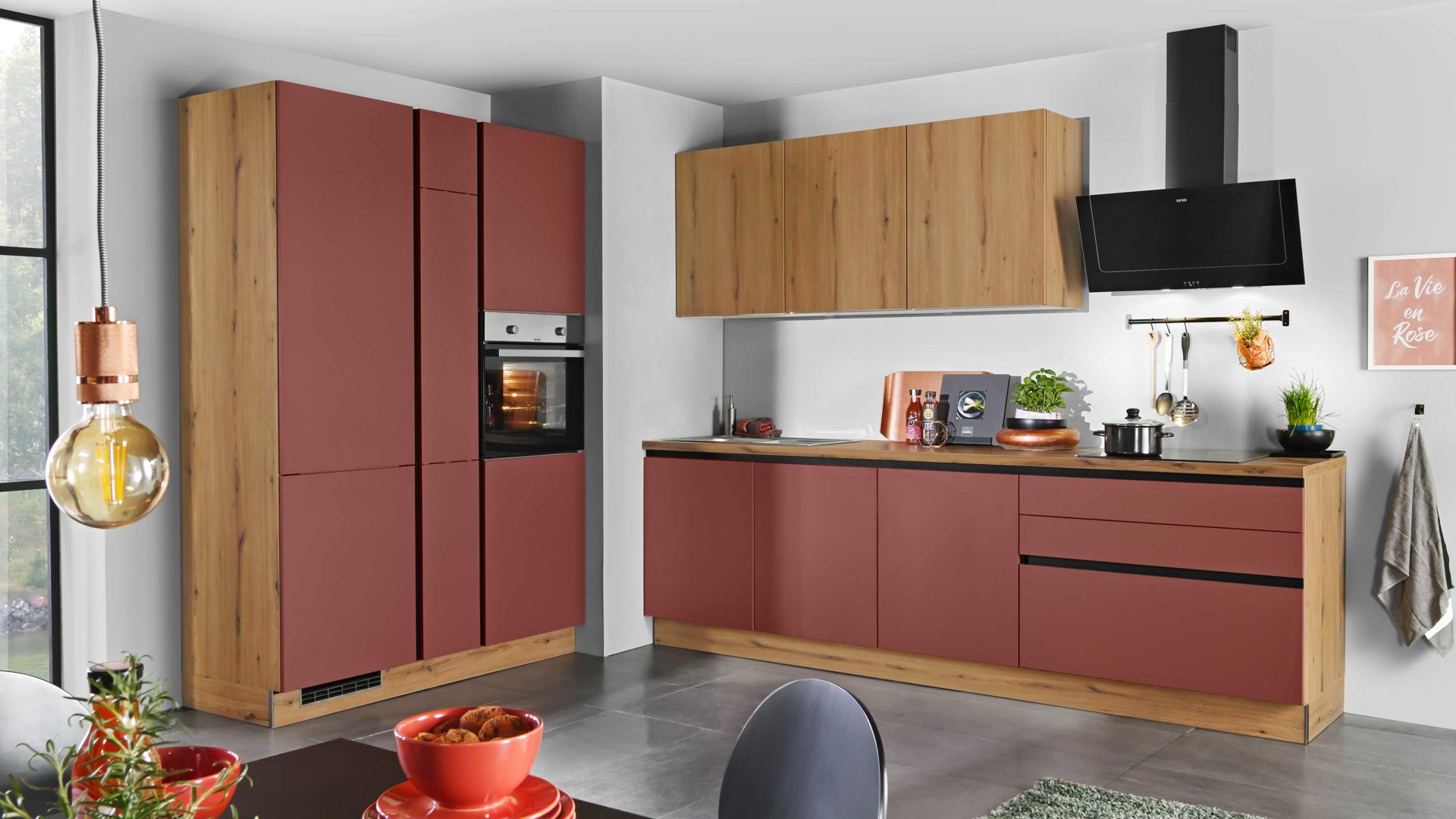 Einbauküche Express küchen aus Holz in Rot EXPRESS KÜCHEN Einbauküche Win mit Einbaugeräten Kaminrot & Eiche astig - zweizeilig