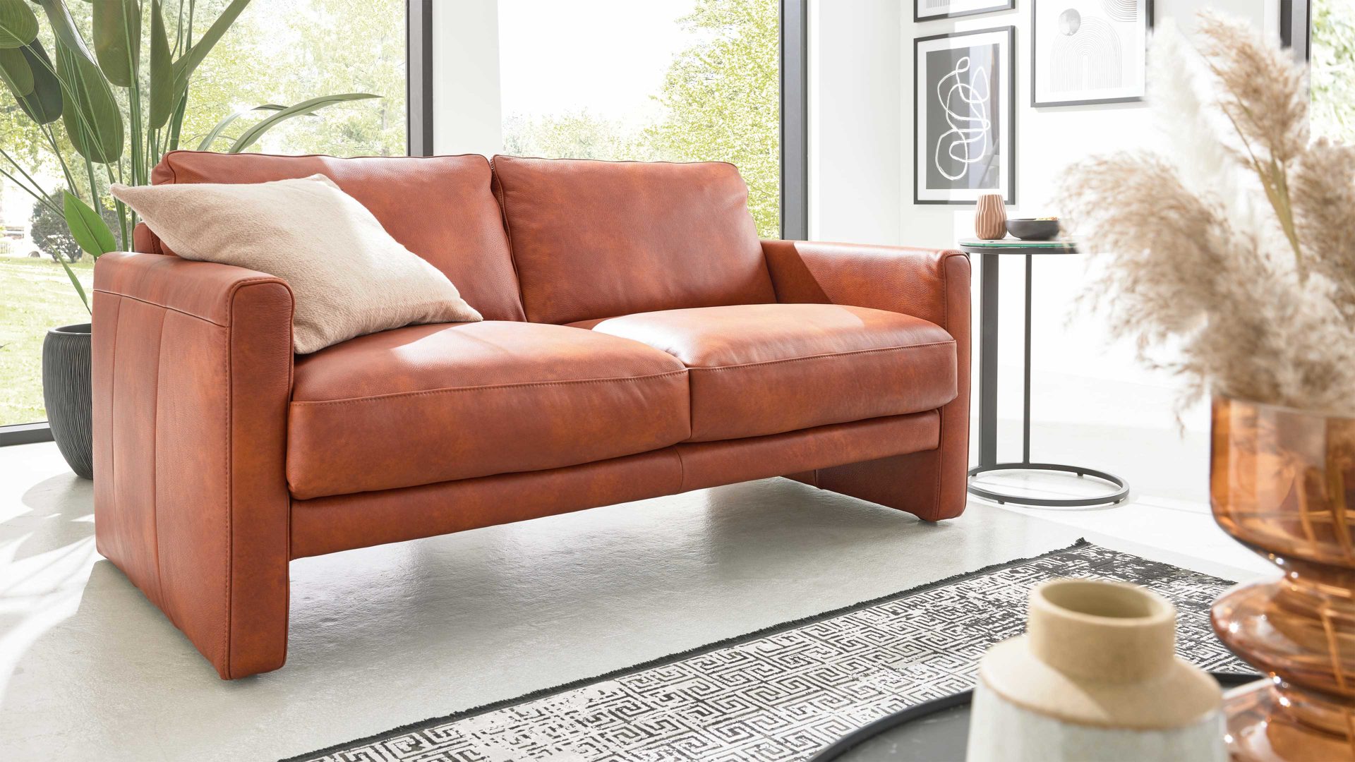 Zweisitzer Interliving aus Leder in Orange Interliving Sofa Serie 4004 - Zweisitzer NH70 cognacfarbenes LongLife-Leder Z75-50 - Länge ca. 160 cm