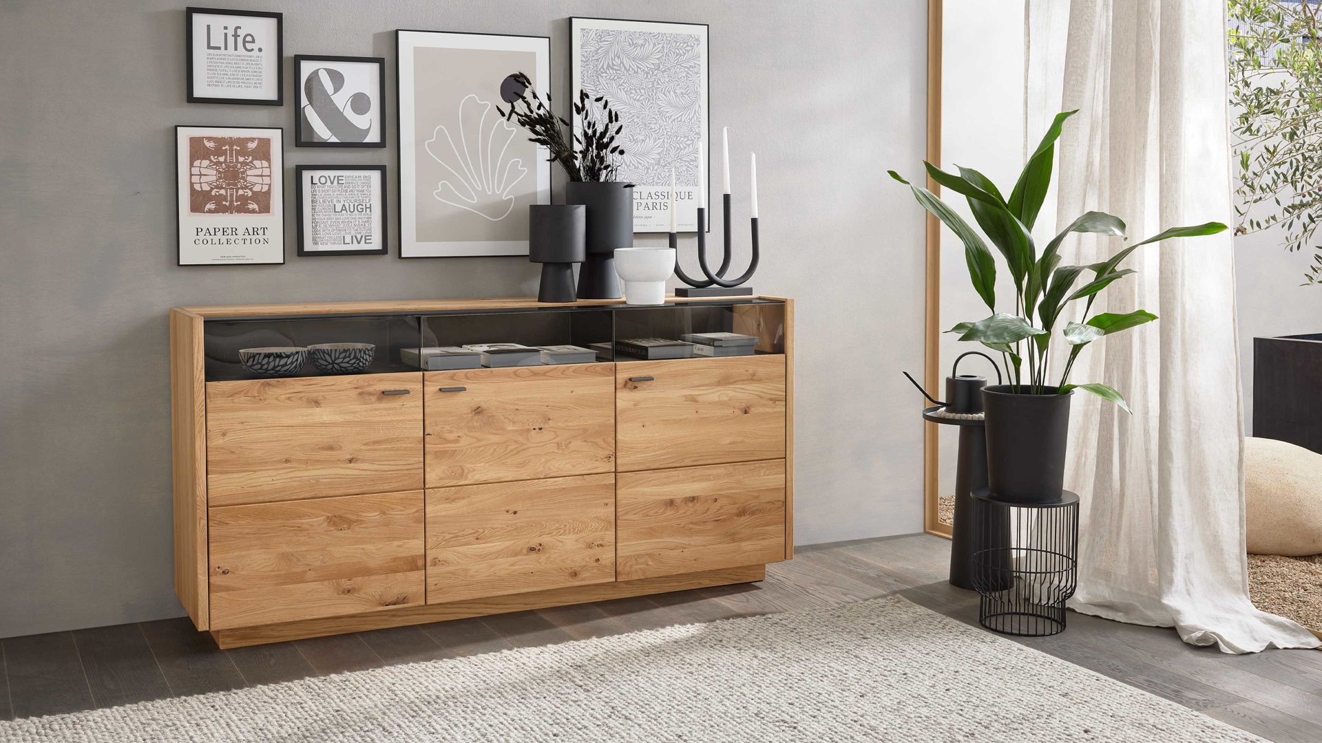 Sideboard Interliving aus Holz in Holzfarben Interliving Wohnzimmer Serie 2027 - Sideboard 33 Asteiche - drei Türen,  Länge ca. 186 cm