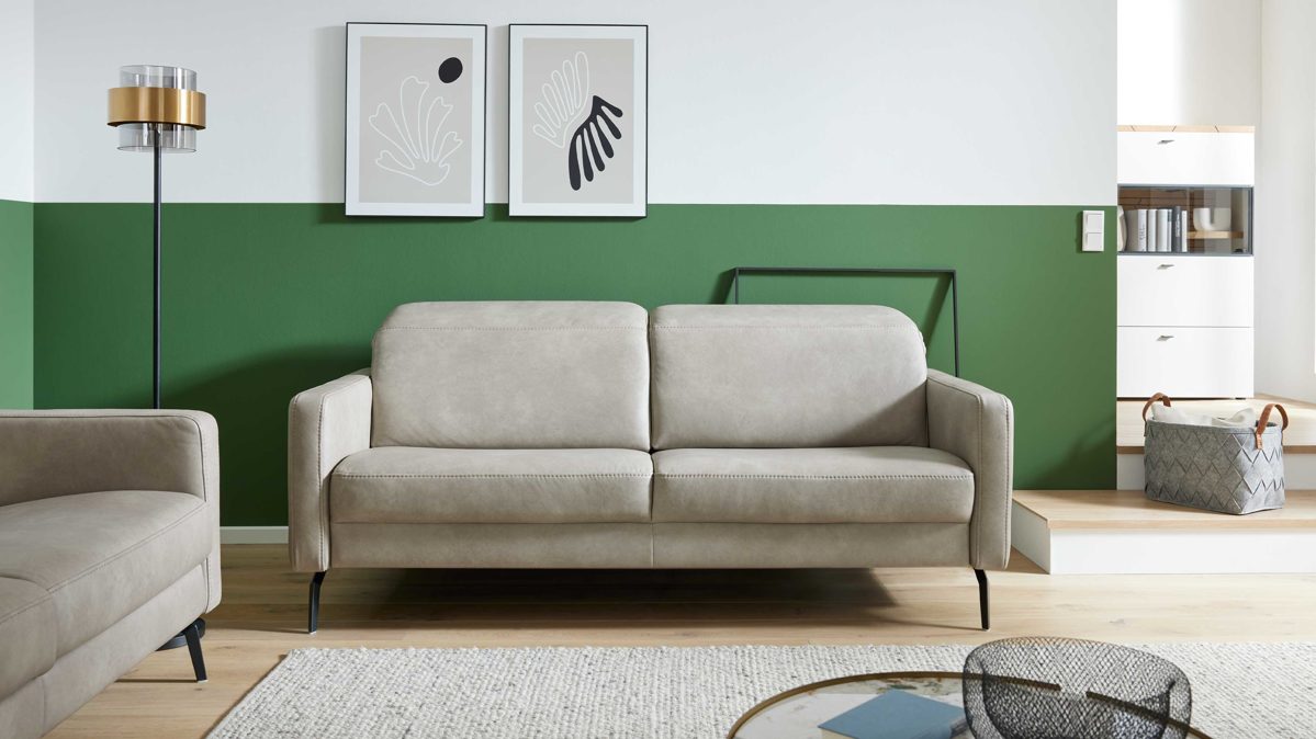 Zweisitzer Interliving aus Leder in Grau Interliving Sofa Serie 4065 – Zweisitzer 2KV kieselfarbenes Leder Cloudy gravel & schwarze Metallfüße – Länge ca. 180 cm