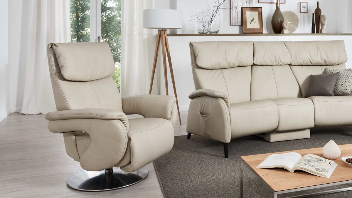 Relaxsessel comfortmaster besser sitzen, liegen, leben aus Leder in Weiß Comfortmaster 7304 - Easy-Swing-Sessel 31N mit manuellen Funktionen klifffarbenes LongLife-Leder & edelstahlfarbener Tellerfuß