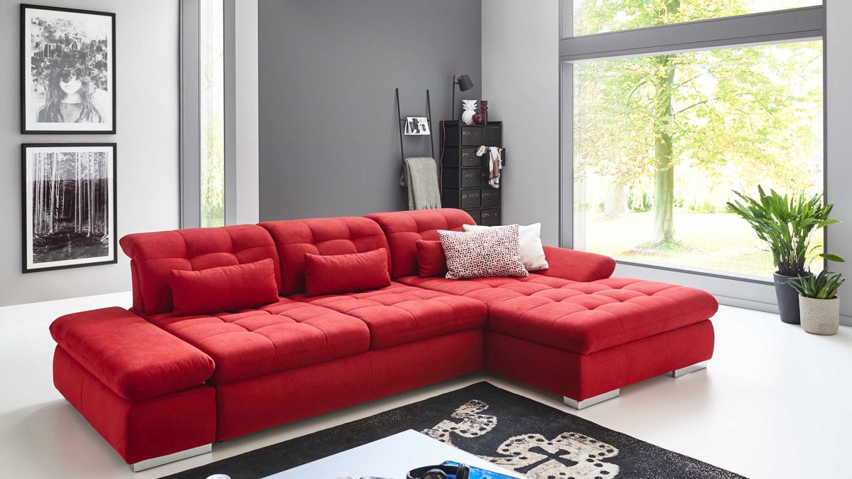 Ecksofa KAWOO aus Stoff in Rot KAWOO Serie Santa Lucia - Ecksofa bzw. Polstermöbel roter Bezug Miranda & chromfarbene Rollenfüße - Stellfläche ca. 305 x 199 cm