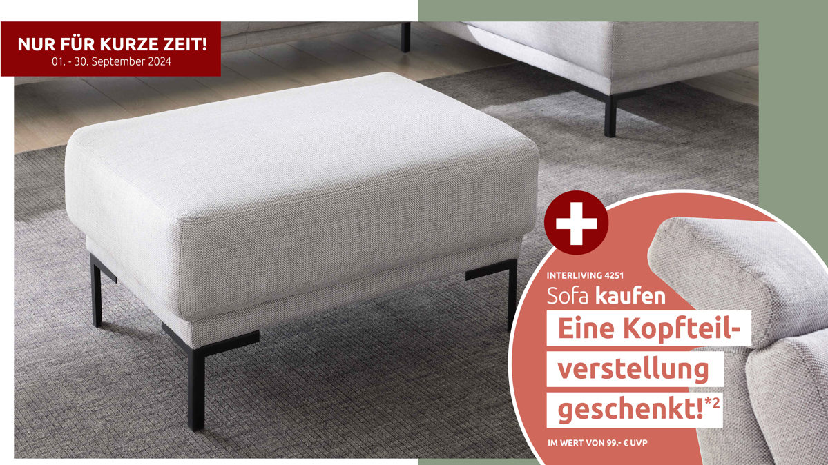 Polsterhocker Interliving aus Stoff in Hellgrau Interliving Sofa Serie 4251 – Polsterhocker 30005 platinfarbener Stoffbezug Vaneo 7 & Metallfüße 4.26 – ca. 95 x 65 cm