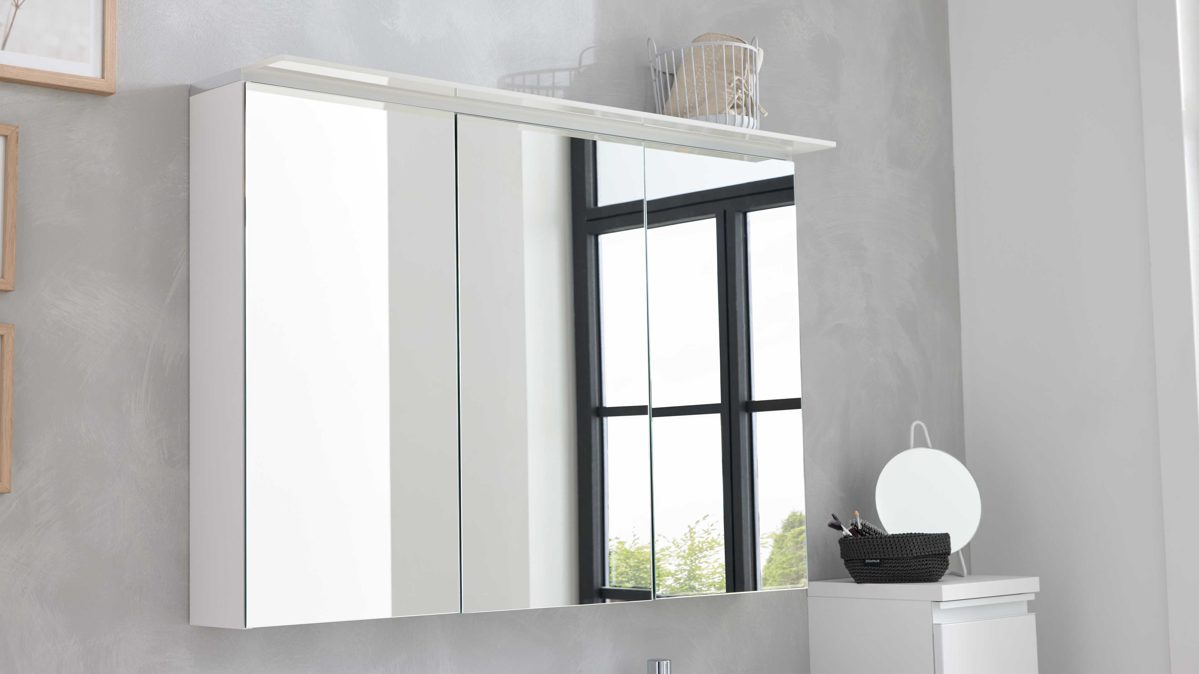 Spiegelschrank Interliving aus Holz in Weiß Interliving Bad Serie 3702 - Spiegelschrank 7793 Edelweiß - drei Türen, Breite ca. 120 cm