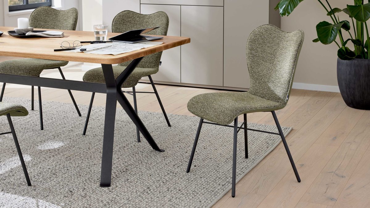 Vierfußstuhl Interliving aus Stoff in Grün Interliving Esszimmer Serie 5115 - Vierfußstuhl mit Stoff und Leder jadefarbenes Leder LD7830 & moosfarbener Bezug Sneak 59, umbraugraues Metall