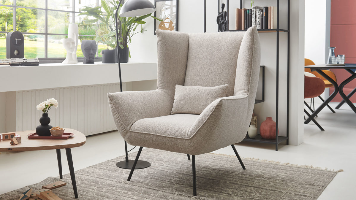 Polstersessel SOFAkultur aus Stoff in Beige SOFAkultur SK 717 - Lounge-Polstersessel sandfarbener Bezug Loop & schwarze Metallfüße 666