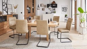 Tischgruppe Interliving aus Holz in Holzfarben Interliving Esszimmer Serie 5604 - Essgruppe mit Schwingstühlen Eiche rustico, papyrusfarbener Bezug Hanoy & anthrazitfarbenes Metall