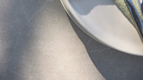 Tischgruppe Interliving aus Metall in Beige Interliving Gartenmöbel Serie 7014 - Essgruppe mit sechs Stühlen beiges TEXTILIENE®, Sinterstein & taupefarbenes Aluminium