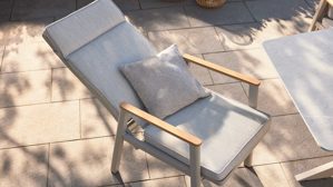 Tischgruppe Interliving aus Metall in Beige Interliving Gartenmöbel Serie 7014 - Essgruppe mit sechs Stühlen beiges TEXTILIENE®, Sinterstein & taupefarbenes Aluminium