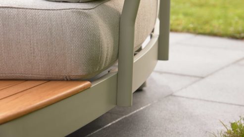 Gartenstuhl /-sessel Interliving aus Metall in Beige Interliving Gartenmöbel Serie 7015 - Loungesofa beiges Olefin, Teakholz & taupefarbenes  Aluminium