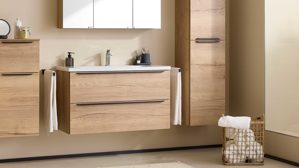 Badmöbel-Set Interliving aus Holz in Holzfarben Interliving Bad Serie 3730 - Badmöbel-Set mit Keramikbecken Eiche Sierra & Weiß