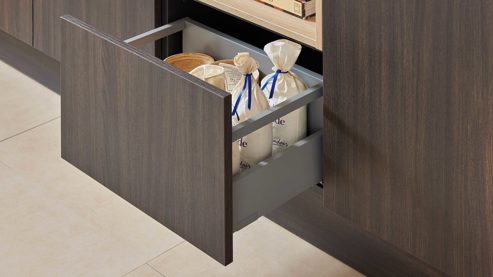 Einbauküche WERT KÜCHE® aus Holz in Holzfarben WERT KÜCHE® Vanessa mit gorenje Einbaugeräten Eiche Siena & Sandeiche - zweiteilig