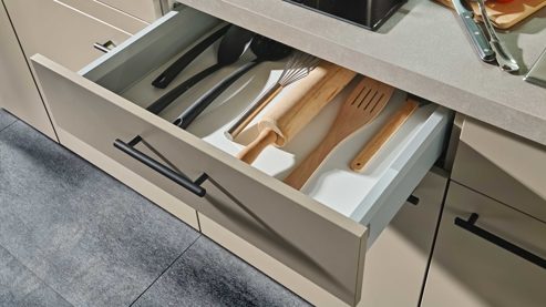 Einbauküche Express küchen aus Holz in Beige EXPRESS KÜCHEN Einbauküche Win mit Spülmaschine Cremegrau - Länge ca. 240 cm