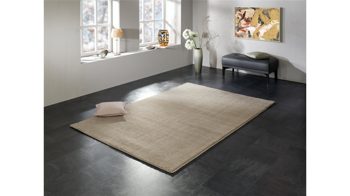 Hochflorteppich Oci aus Kunstfaser in Beige Hochflorteppich Soft Dream für Ihre Wohnaccessoires beige Kunstfaser – ca. 65 x 130 cm