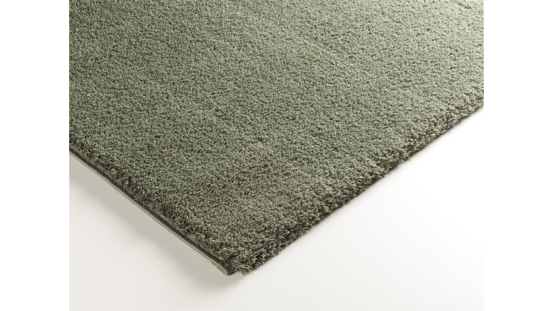 Hochflorteppich Oci aus Kunstfaser in Grün Hochflorteppich Soft Dream für Ihre Wohnaccessoires olivfarbene Kunstfaser – ca. 140 x 200 cm