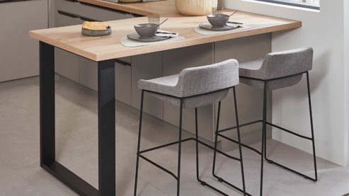 Einbauküche Nobilia® aus Holz in Beige nobilia® Einbauküche Laser mit Geräten und  Ansetztisch Macchiato & Eiche Honig - Stellfläche ca. 305 x 336 cm