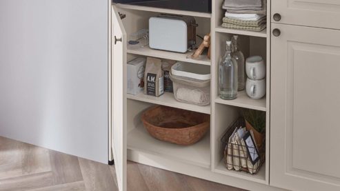 Einbauküche Nobilia® aus Holz in Beige nobilia® Einbauküche Sylt mit Geräten Sand & Marmor Mystic grey - zweiteilig