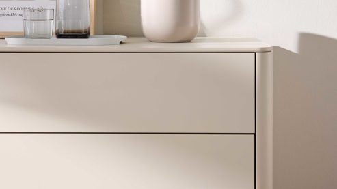 Sideboard Interliving aus Holz in Beige Interliving Wohnzimmer Serie 2035 - Sideboard beiger Mattlack - drei Schubladen, zwei Türen, Länge ca. 200 cm