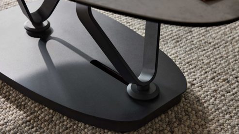 Couchtisch Interliving aus Keramik in Grau Interliving Couchtisch Serie 6233 silberfarbene Keramik & schwarzer Stahl - 90-149 x 60 cm