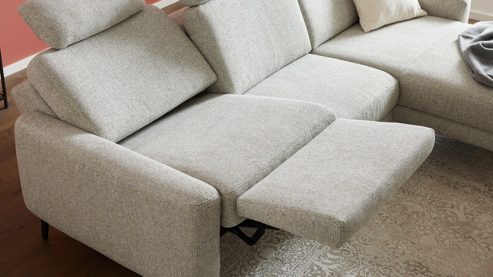 Funktion Interliving aus Metall in Transparent Interliving Sofa Serie 4066 – WallAway-Funktion motorisch