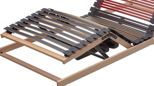 Lattenrost Interliving aus Holz in Holzfarben Interliving Lattenrost Serie 1953 mit zwei Motoren zweifach motorisch mit Handschalter – Liegefläche ca. 90 x 200 cm