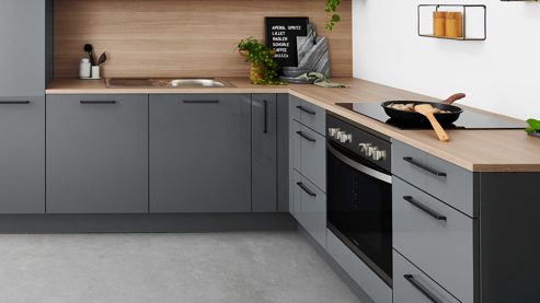 Einbauküche Nolte® küchen aus Holz in Grau nolte® Einbauküche Lux mit privileg-Einbaugeräten Quarzgrau & Natureiche – Stellfläche ca. 312 x 217 cm