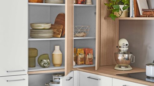 Einbauküche Nolte® küchen aus Holz in Weiß nolte® Einbauküche Manhattan mit Einbaugeräten Weiß & Natureiche – Stellfläche ca. 250 x 370 cm