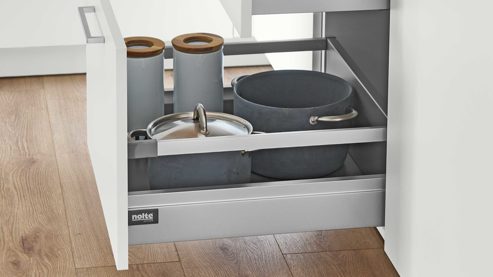 Einbauküche Nolte® küchen aus Holz in Weiß nolte® Einbauküche Manhattan mit Einbaugeräten Weiß & Natureiche – Stellfläche ca. 250 x 370 cm