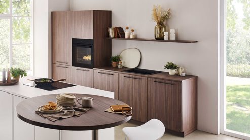 Einbauküche Nolte® küchen aus Holz in Holzfarben nolte® Einbauküche Manhattan mit Einbaugeräten Walnuss Havanna & Kaschmir – zweiteilig