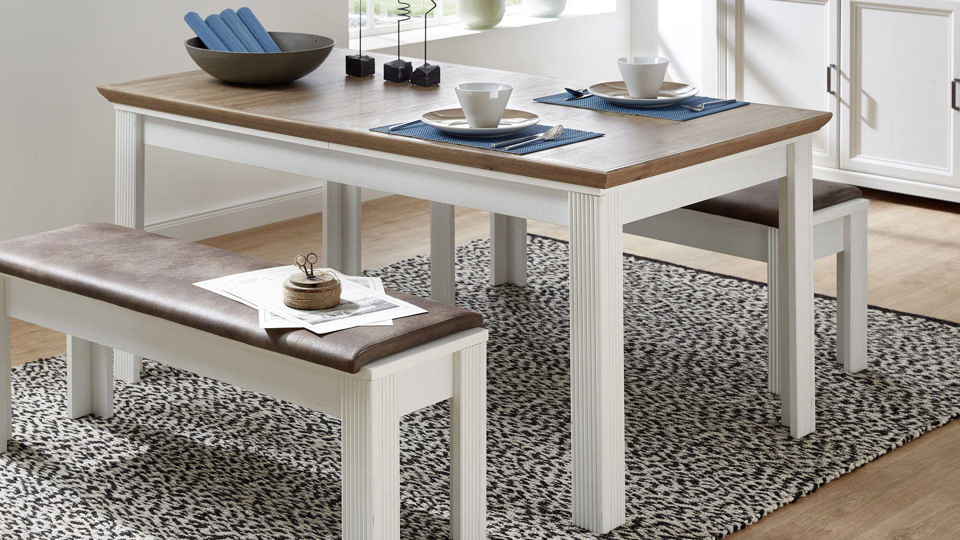 Auszugtisch Innostyle aus Holz in Weiß Möbelprogramm Jasmin - Auszugtisch Pinie & Artisan Eiche – ca. 160-220 x 90 cm
