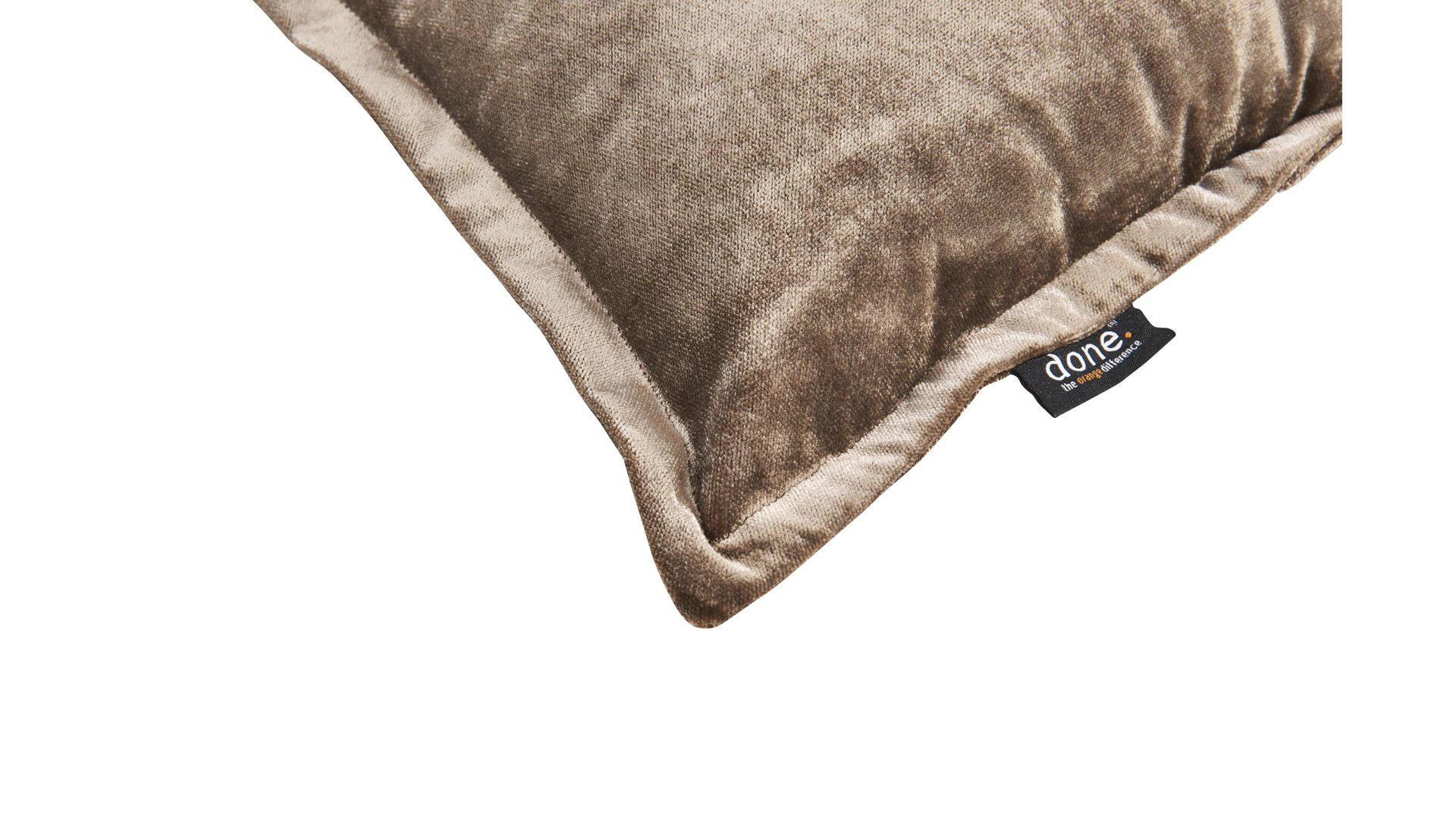 Kissenbezug /-hülle Done.® aus Stoff in Grau done.® Kissenhülle Cushion Glam taupefarbener Samt – ca. 65 x 65 cm