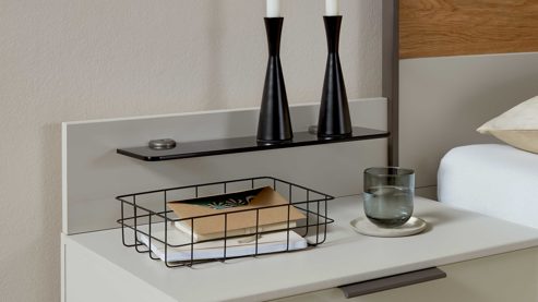 Paneel Interliving aus Holz in Hellgrau Interliving Schlafzimmer Serie 1035 – Nachtschrank-Paneel-Set Champagner & Rauchglas - zweiteilig, ca. 60 cm