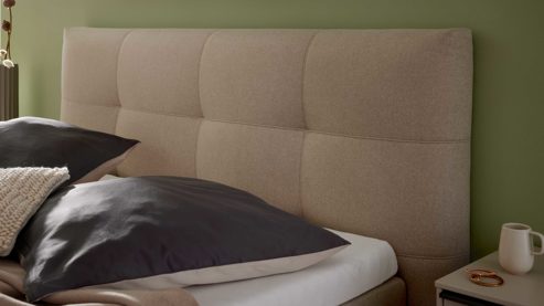 Boxspringbett Interliving aus Stoff in Beige Interliving Boxspringbett Serie 1421 leinenfarbener Stoffbezug Kolga 110 - Liegefläche ca. 180 x 200 cm