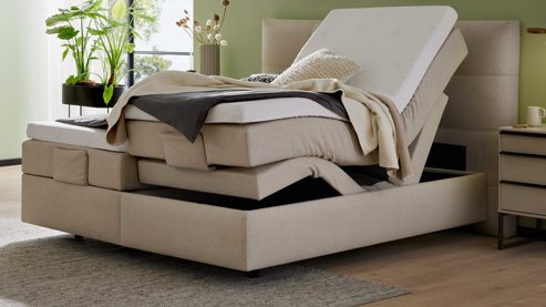 Boxspringbett Interliving aus Stoff in Beige Interliving Boxspringbett Serie 1421 leinenfarbener Stoffbezug Kolga 110 - Liegefläche ca. 180 x 200 cm