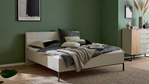 Bettgestell Interliving aus Holz in Hellgrau Interliving Schlafzimmer Serie 1036 – Bettgestell mit Holzeinlage Champagner - Liegefläche ca. 180 x 200 cm