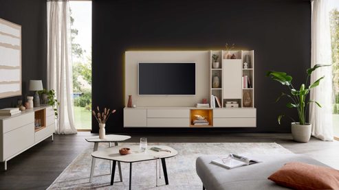 Wohnwand Interliving aus Holz in Beige Interliving Wohnzimmer Serie 2034 - Wohnwand beiger Lack - zweiteilig, Länge ca. 270 cm