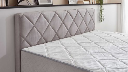 Boxspringbett KAWOO aus Stoff in Hellgrau KAWOO Boxspringbett Eberndorf silberfarbener Bezug 50562-720 – Liegefläche ca. 180 x 200 cm