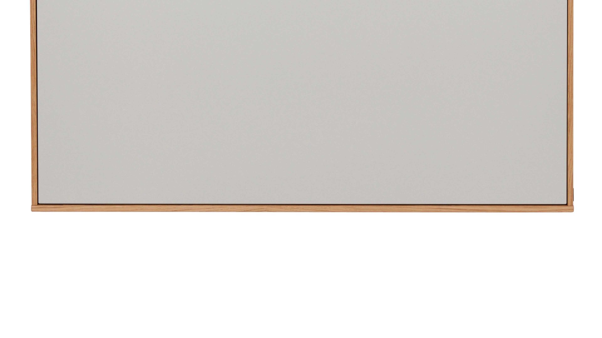 Wandspiegel Interliving aus Spiegel in Holzfarben Interliving Garderoben Serie 6005 – Spiegel 825 Balkeneiche – ca. 123 x 62 cm