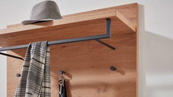Wandgarderobe Interliving aus Holz in Holzfarben Interliving Garderoben Serie 6005 – Wandgarderobe 821 Balkeneiche – ca. 80 x 109 cm