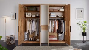 Kleiderschrank Interliving aus Holz in Holzfarben Interliving Schlafzimmer Serie 1015 – Kleiderschrank Wildeiche - fünf Türen, ca. 252 cm