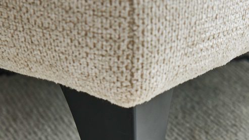 Funktionshocker modulmaster aus Stoff in Beige Modulmaster MM-ZE1218 - XL-Funktionshocker naturfarbener Webstoff Famosa & schwarze Metallfüße - ca. 90 x 68 cm